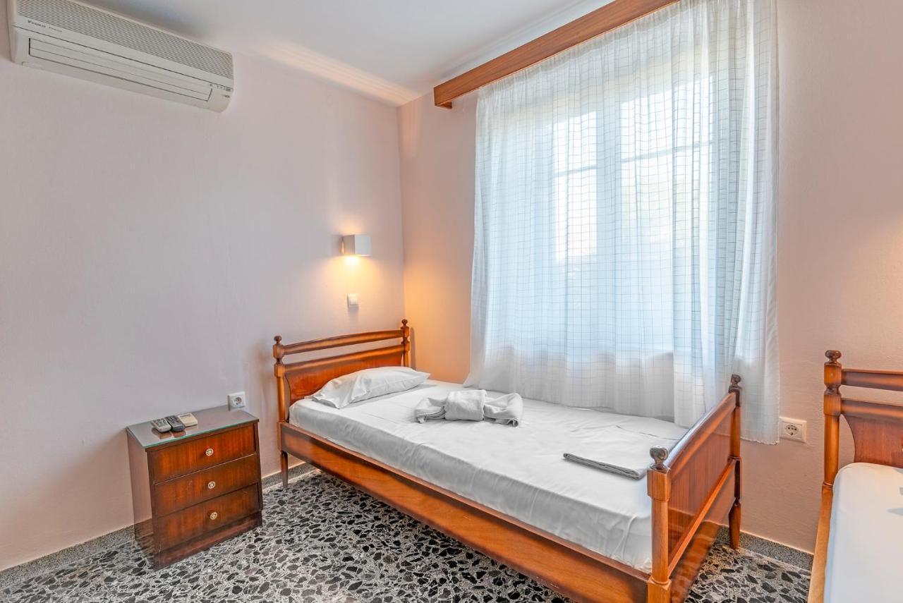La Skala Eressos Holiday Apartments Екстериор снимка